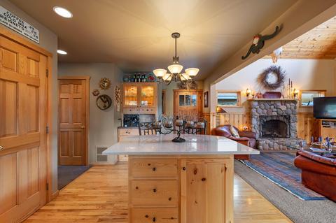 16947 Varco Rd, Bend, OR 97703 photo 19