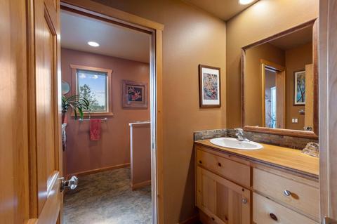 16947 Varco Rd, Bend, OR 97703 photo 33