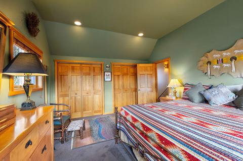 16947 Varco Rd, Bend, OR 97703 photo 38