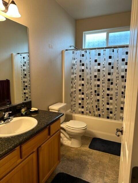 973 Win Way, Eagle Point, OR 97524 photo 11
