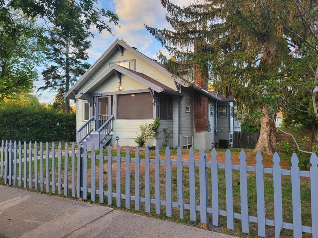 1055 California Ave, Klamath Falls, OR 97601