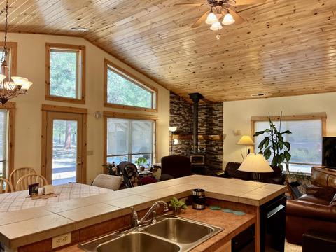 14195 Whitewater Loop, La Pine, OR 97739 photo 9