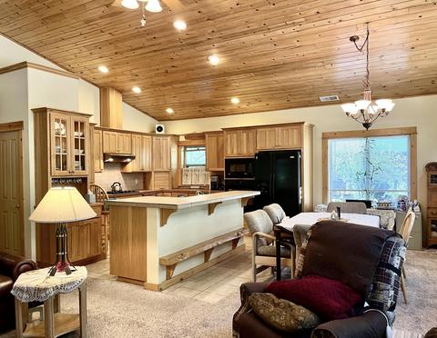 14195 Whitewater Loop, La Pine, OR 97739 photo 8