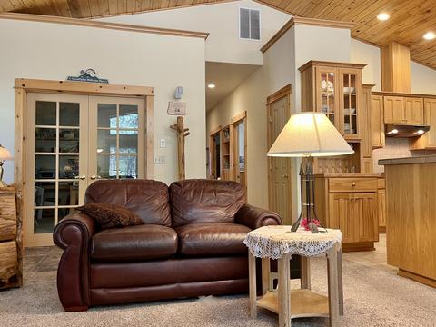14195 Whitewater Loop, La Pine, OR 97739 photo 7