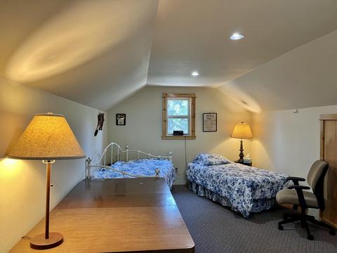 14195 Whitewater Loop, La Pine, OR 97739 photo 25