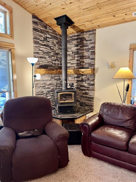 14195 Whitewater Loop, La Pine, OR 97739 photo 6