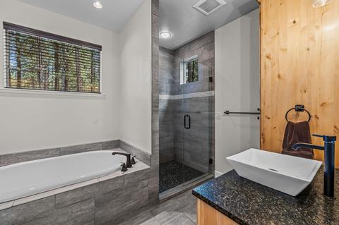 60275 Ochoco Cir, Bend, OR 97702 photo 17