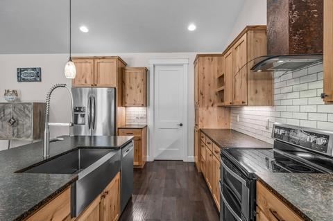 60275 Ochoco Cir, Bend, OR 97702 photo 11