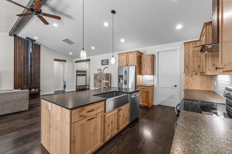 60275 Ochoco Cir, Bend, OR 97702 photo 9