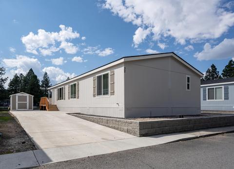 61000 Brosterhous Rd #32, Bend, OR 97702