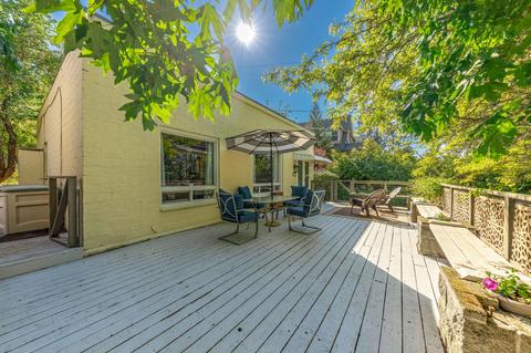 220 Hargadine St, Ashland, OR 97520
