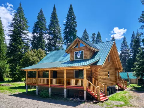 20756 Dead Indian Memorial Rd, Ashland, OR 97520