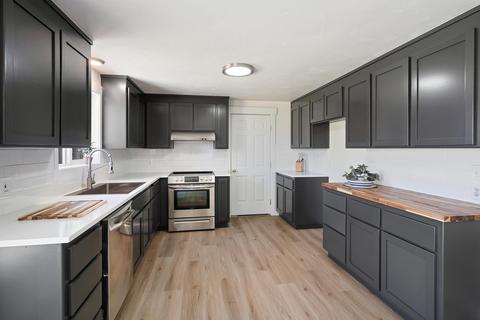 1648 NE Pheasant Ln, Bend, OR 97701 photo 10