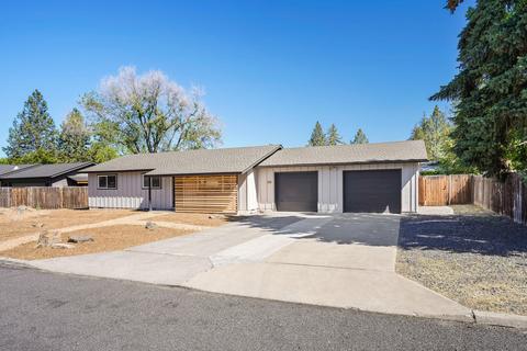 1648 NE Pheasant Ln, Bend, OR 97701 photo 4
