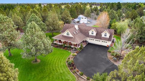 61800 Somerset Dr, Bend, OR 97702