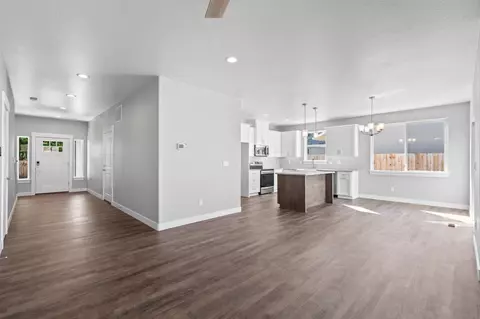 213 Samuel Ln Loop Rd, Phoenix, OR 97535 photo 13