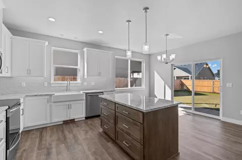213 Samuel Ln Loop Rd, Phoenix, OR 97535 photo 9