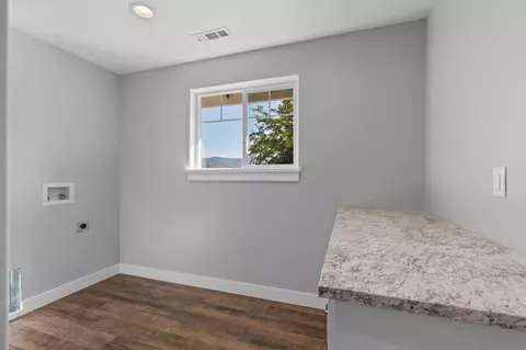 213 Samuel Ln Loop Rd, Phoenix, OR 97535 photo 15