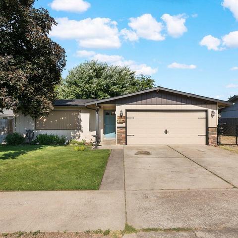 2672 N Keene Way Dr, Medford, OR 97504