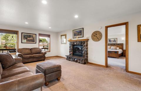 61260 Crescent Ct, Bend, OR 97702 photo 13