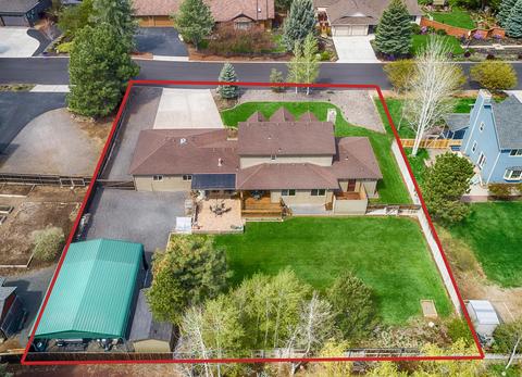 61260 Crescent Ct, Bend, OR 97702 photo 3