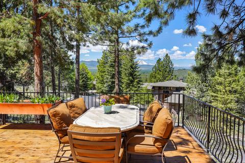 1985 NW Perspective Dr, Bend, OR 97703 photo 7
