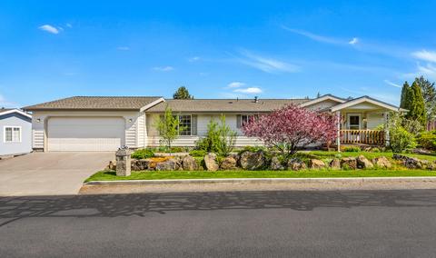 2552 NE Rosemary Dr, Bend, OR 97701