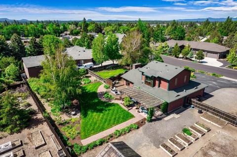 61250 Crescent Ct, Bend, OR 97702 photo 3