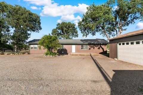 357 Orr Dr, Central Point, OR 97502 photo 2