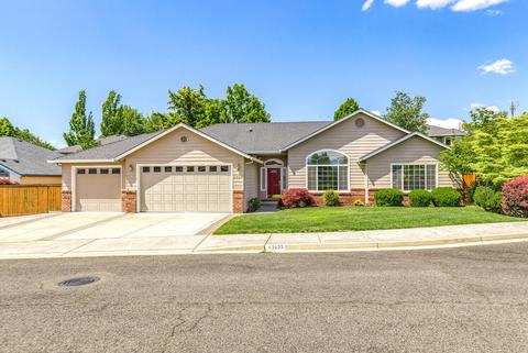 3433 Mcquire Way, Medford, OR 97504
