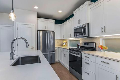 61040 SE Stari Most Loop, Bend, OR 97702 photo 5