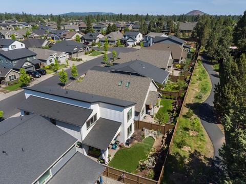61040 SE Stari Most Loop, Bend, OR 97702 photo 15