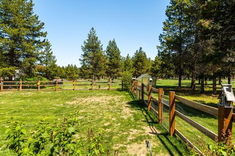 53097 Loop Dr, La Pine, OR 97739 photo 32
