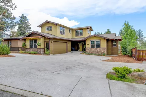 61521 SW Blakely Rd, Bend, OR 97702