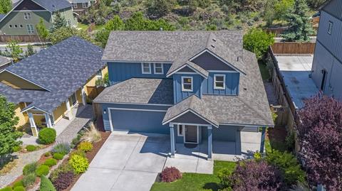 63380 Lamoine Ln, Bend, OR 97701 photo 2