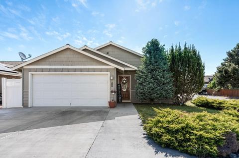 693 SE White Pine Way #55, Madras, OR 97741