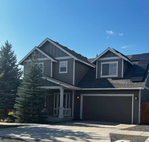 63881 Hunters Cir, Bend, OR 97701