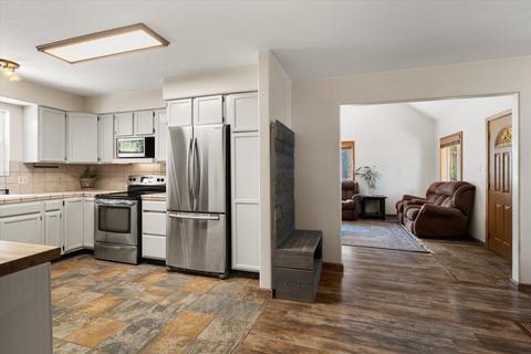 52726 Ammon Rd, La Pine, OR 97739 photo 11