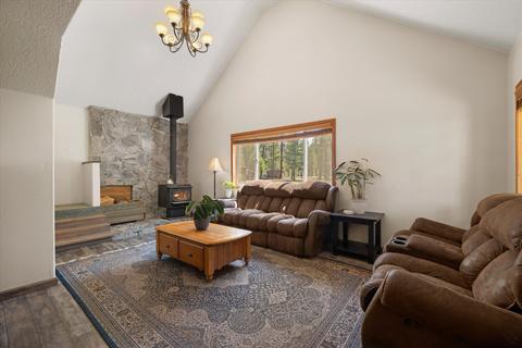 52726 Ammon Rd, La Pine, OR 97739 photo 4