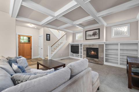 20386 Aberdeen Dr, Bend, OR 97702 photo 4