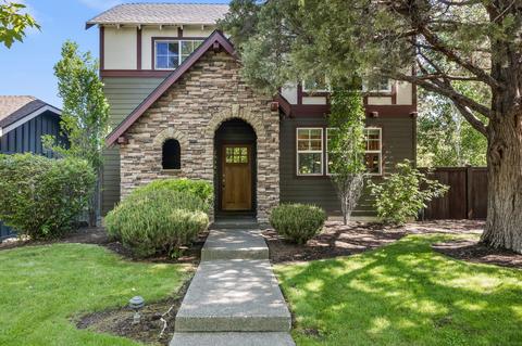 20386 Aberdeen Dr, Bend, OR 97702