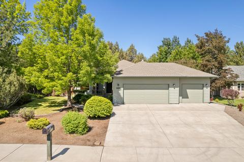 995 NE Paula Dr, Bend, OR 97701