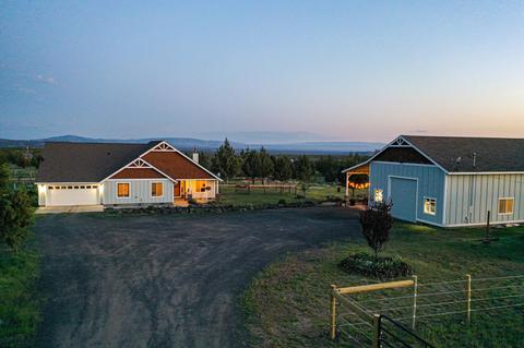 5330 SE Gravett Rd, Prineville, OR 97754