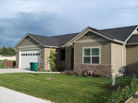 3906 Birddog Dr, Klamath Falls, OR 97603