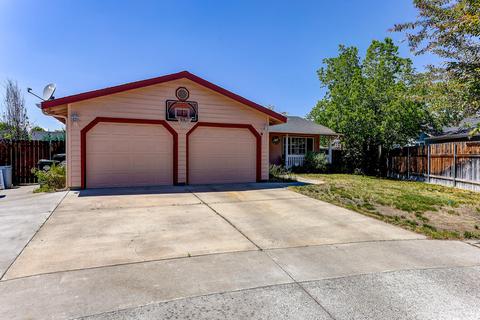 2372 NE Desert Willow Ct, Bend, OR 97701