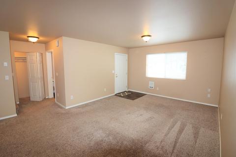 2008 NE Full Moon Dr, Bend, OR 97701 photo 4
