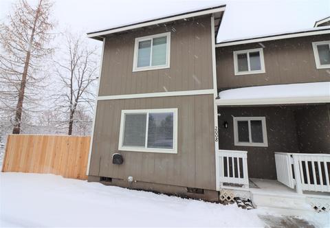 2008 NE Full Moon Dr, Bend, OR 97701