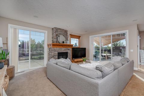 61189 Ridgewater Loop, Bend, OR 97702 photo 7