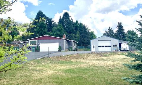 11928 Mallory Dr, Klamath Falls, OR 97603