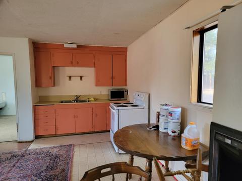 15744 6th St, La Pine, OR 97739 photo 5